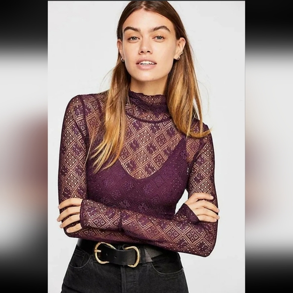 Free People Sweet Memories Turtleneck Lace Top NWT XS - Picture 2 of 4